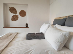 Sunny Cove Stay